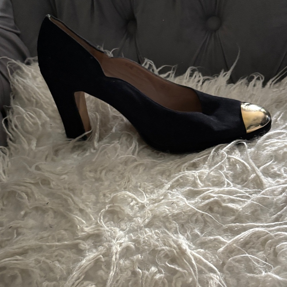 Salvatore Ferragamo Black Heels with Gold Accents - Picture 3 of 5